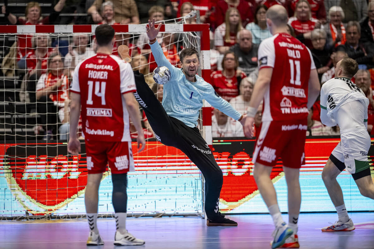    Хозяев не спас даже Никлас Ландин в "рамке"