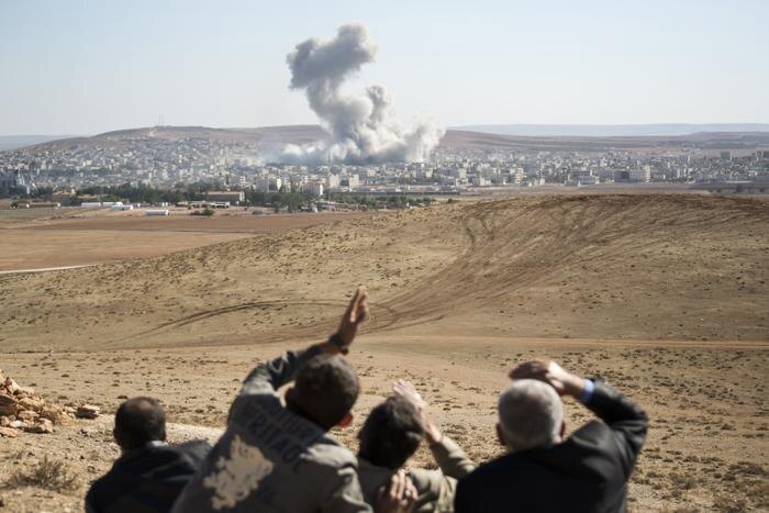 Обложка © Shutterstock / FOTODOM / Giannis Papanikos