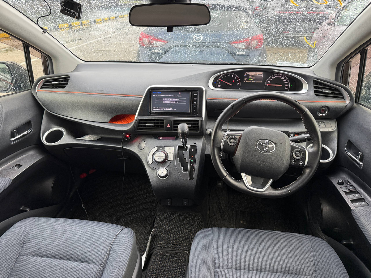 Фото салона, листайте.