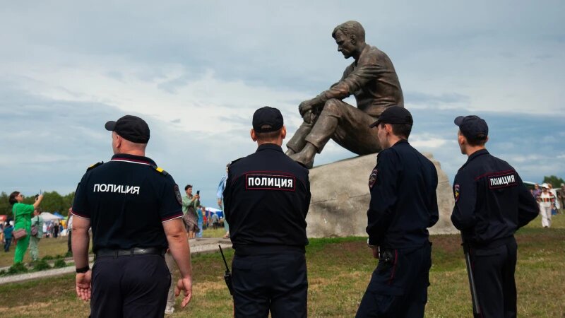    Полиция на Шукшинском фестивале. Дмитрий Лямзин
