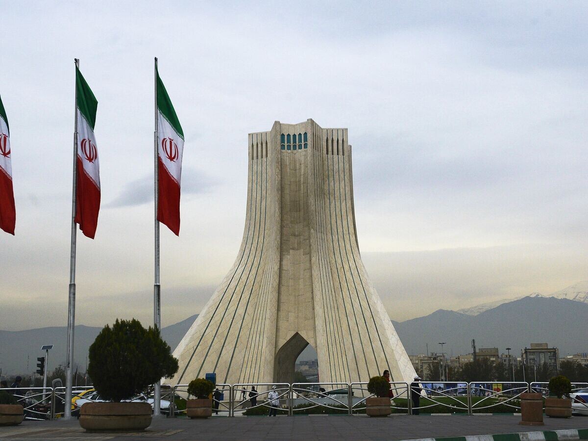    Башня Азади, построенная на одноименной площади в Тегеране© РИА Новости . Сергей Мамонтов