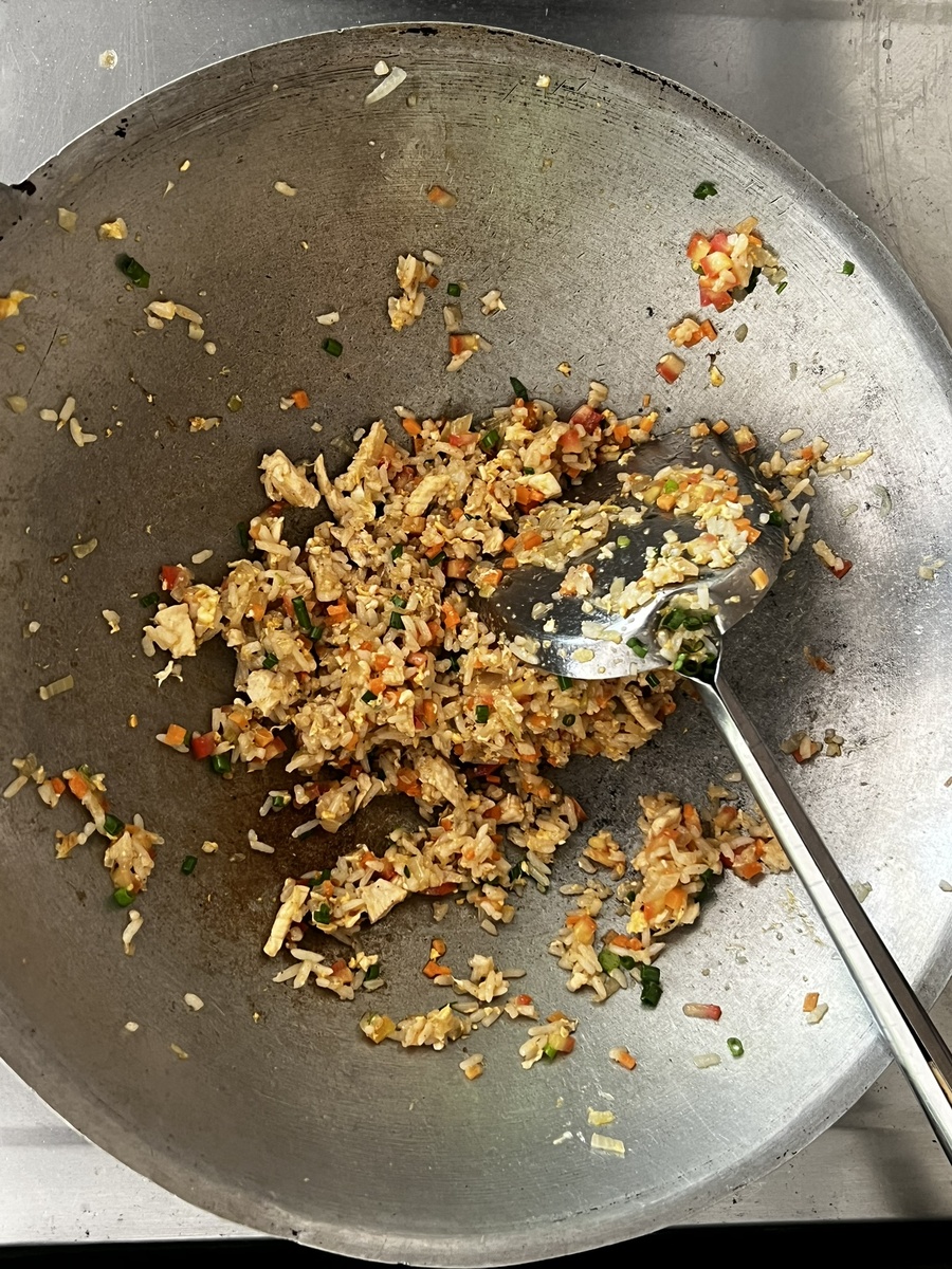 Моя готовка риса на кулинарном курсе в Тайланде