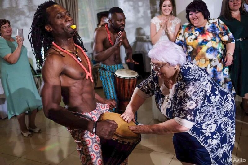 Листайте вправо, чтобы увидеть больше изображений