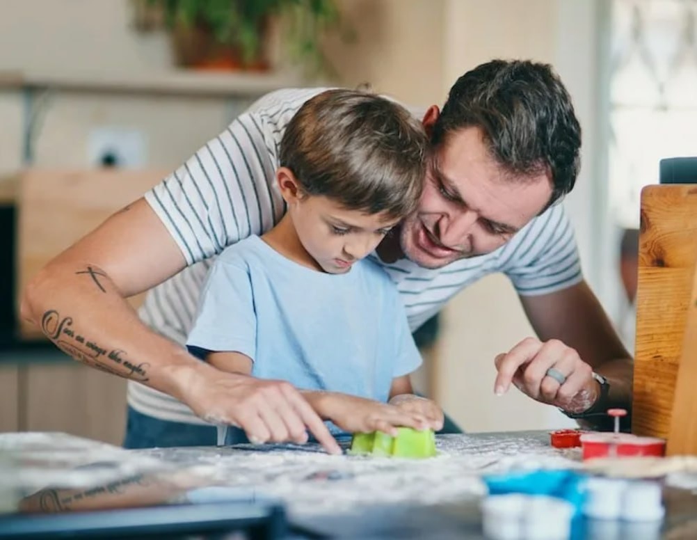 Быть отцом — просто. Быть папой — искусство