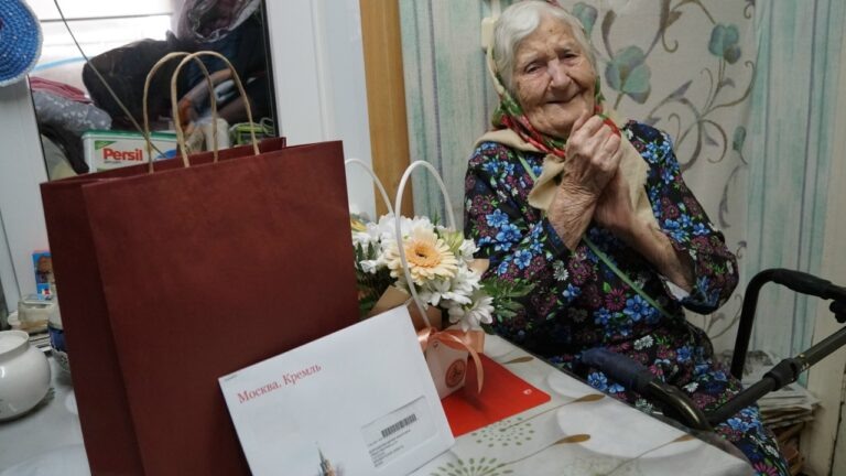    Труженице тыла из Бузулука Марии Ворошиловой исполнился 101 год Оренбуржье