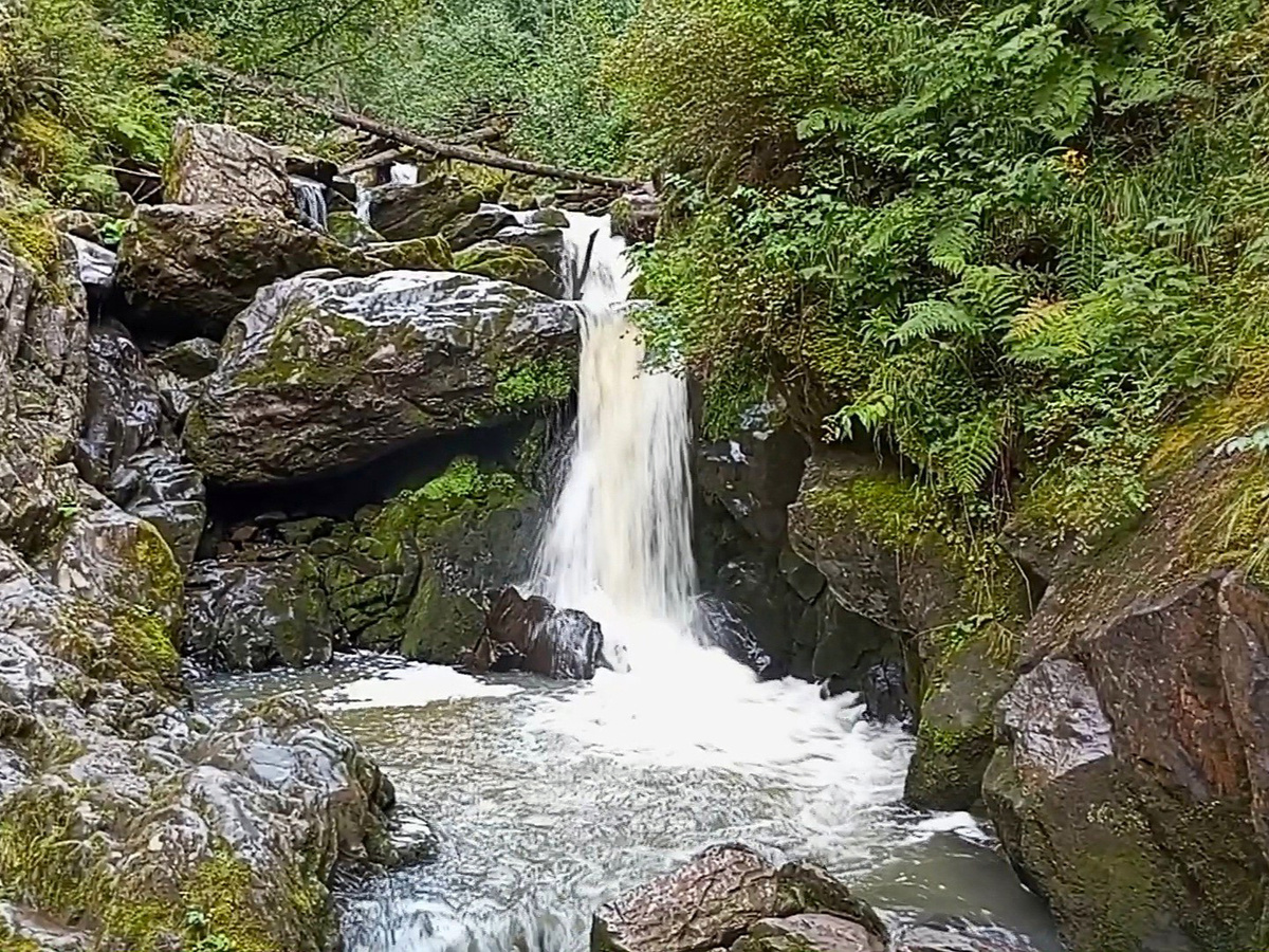 Водопад "Третья речка"