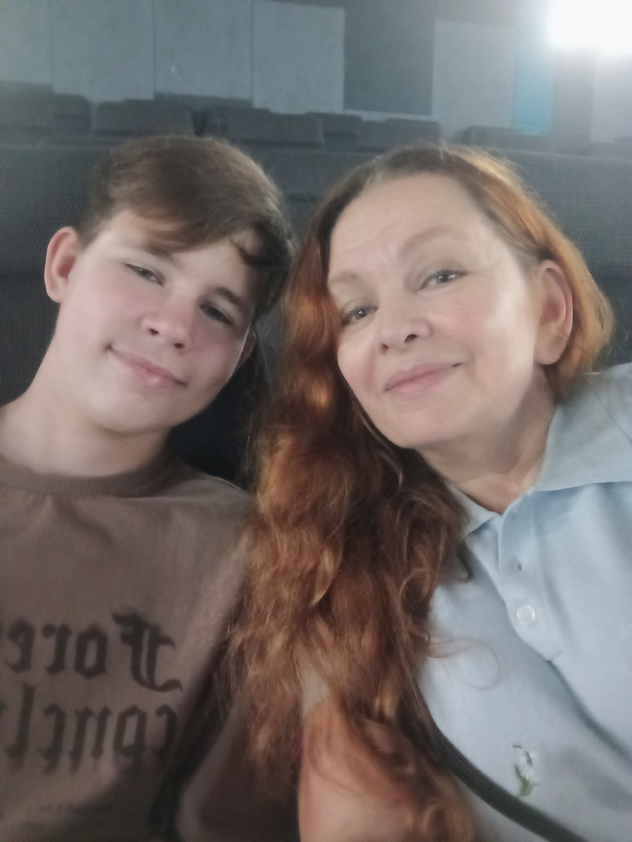 У нас с сыном вкусы похожие. Это поход в кино вдвоём