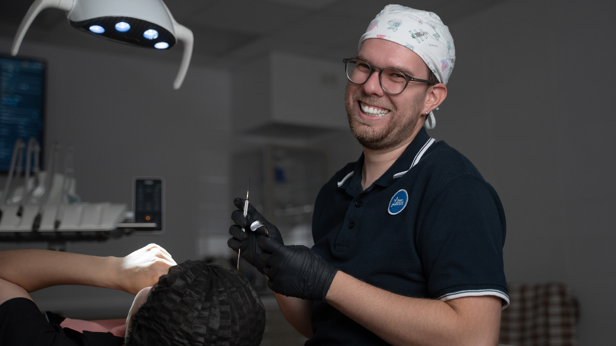 Боль в суставе при открывании рта и жевании