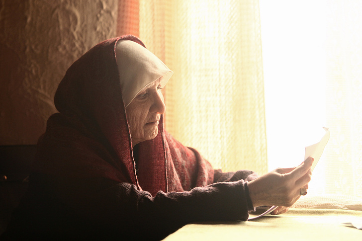    Елена Яковлева во время съемок фильма "Вангелия"   
Вадим Рымаков/ТАСС