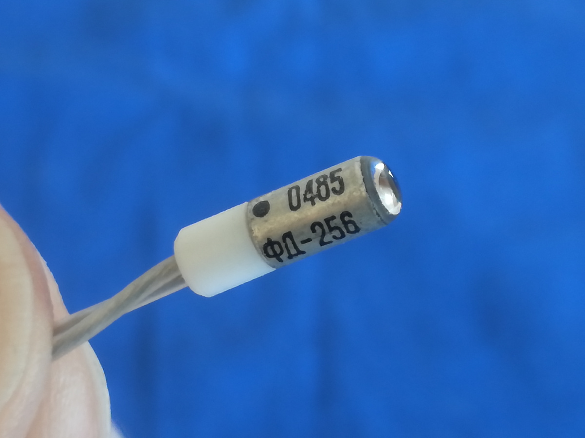 Фотодиод ФД-253 из коллекции автора Дмитрий Компанец