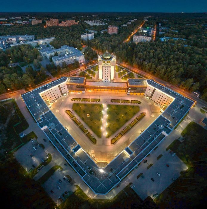 Фото: сайт НГУ.