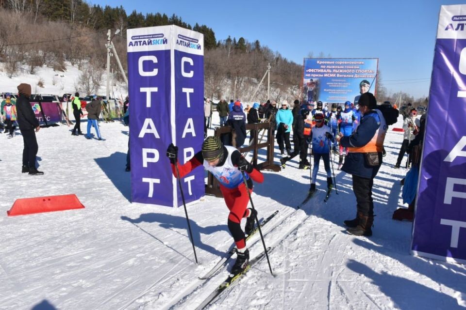    6-7 марта. Алтайский район, с. Алтайское. ЛБК «АлтайSKIй». Краевые соревнования «Фестиваль лыжного спорта»