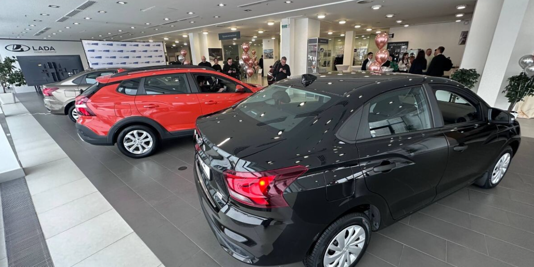 Смех сквозь слезы: белорусам продают нашу Искру на 200 тыс дешевле чем нам. Почему подобное возможно? Узнал у менеджера в Минске - делюсь