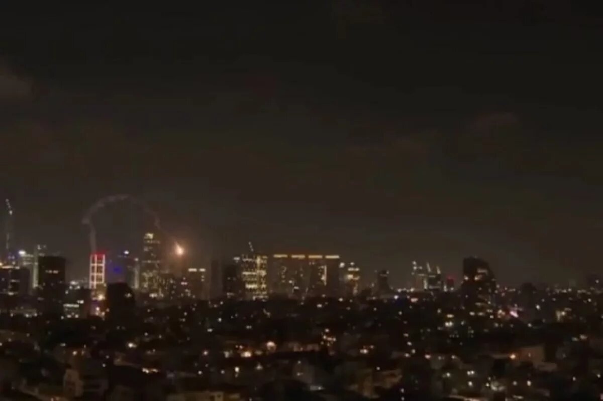    Экс-советник Пентагона Макгрегор заявил, что Тель-Авив погрузился в хаос