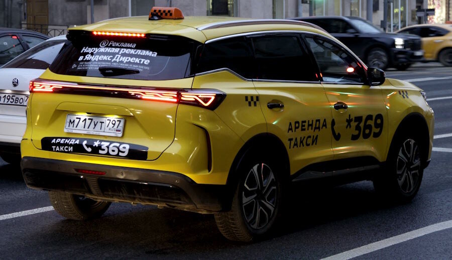 Стало известно, каким автомобилям теперь можно работать в такси — список