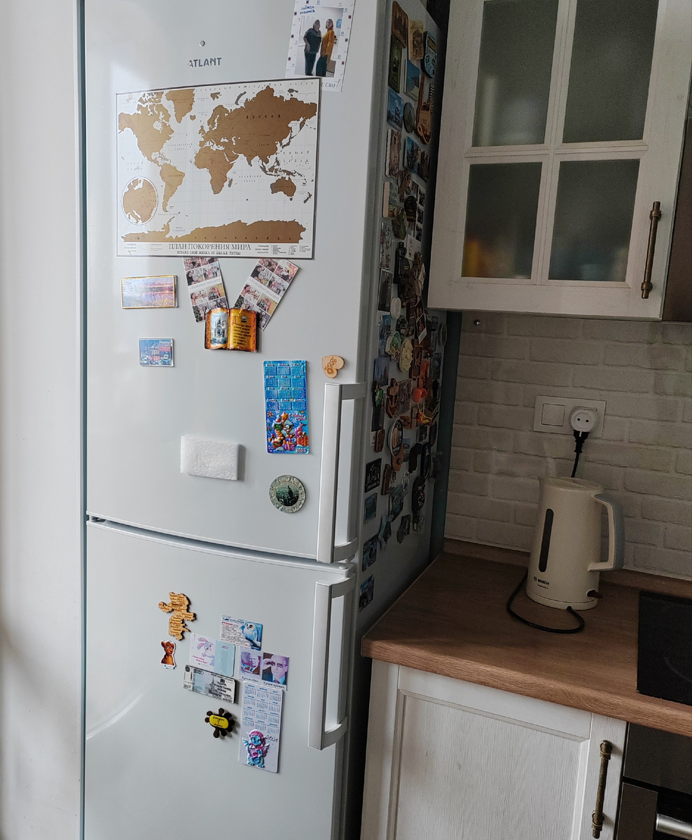 Холодильник "Атлант", новый будет примерно такой же