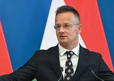    Сийярто увёз из Москвы закарпатских венгров, попавших в плен, и гарантии поставок нефти и газа по прежним ценам