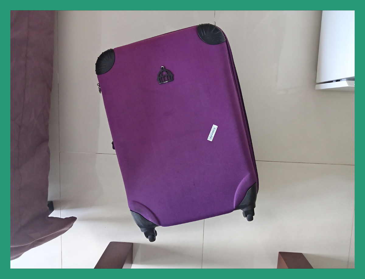 Неболшьшой, но всместительный.