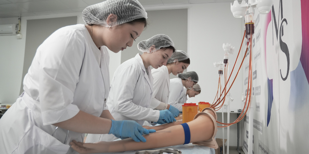 Медсестры в 2026: статистика, зарплаты и кадровый дефицит