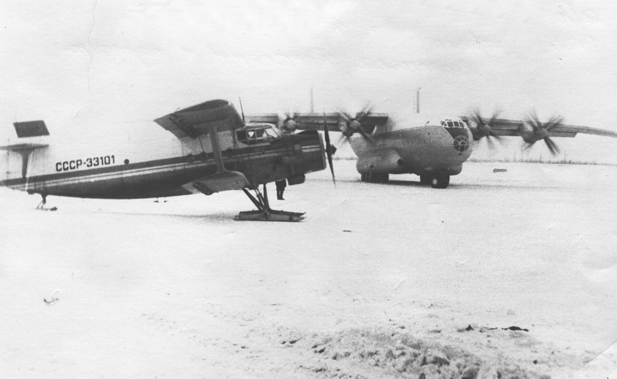 Серийный самолет Антонов Ан-22 Военно-транспортной авиации СССР