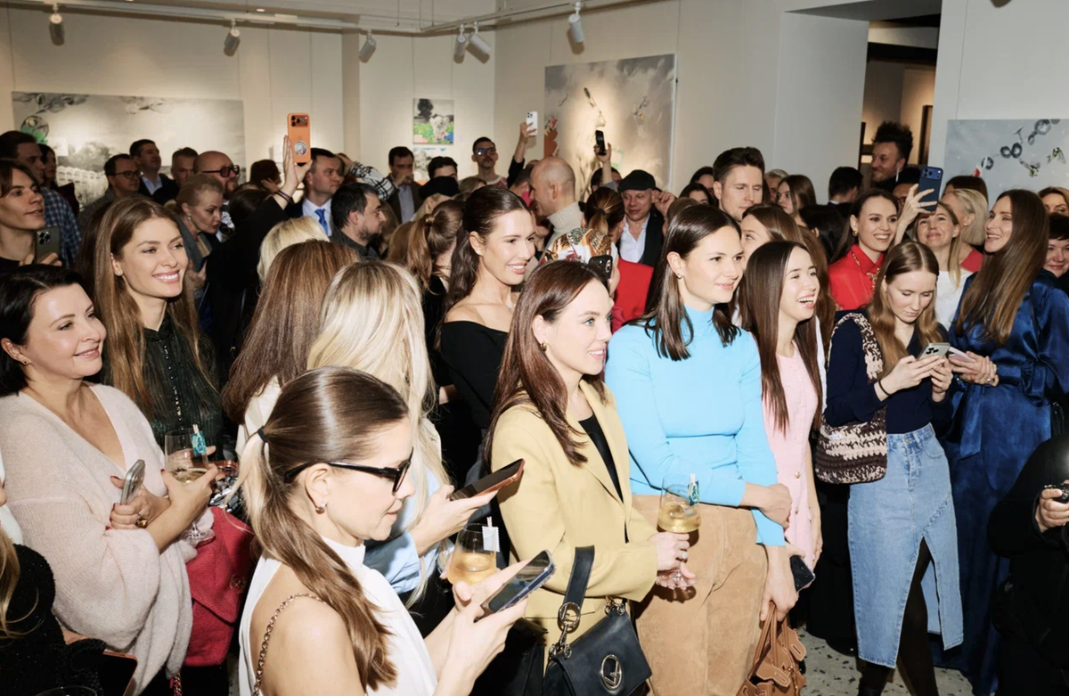     Гости вечера