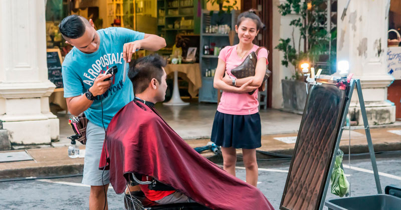 Зарплата в Таиланде: сколько реально получают тайцы в разных сферах