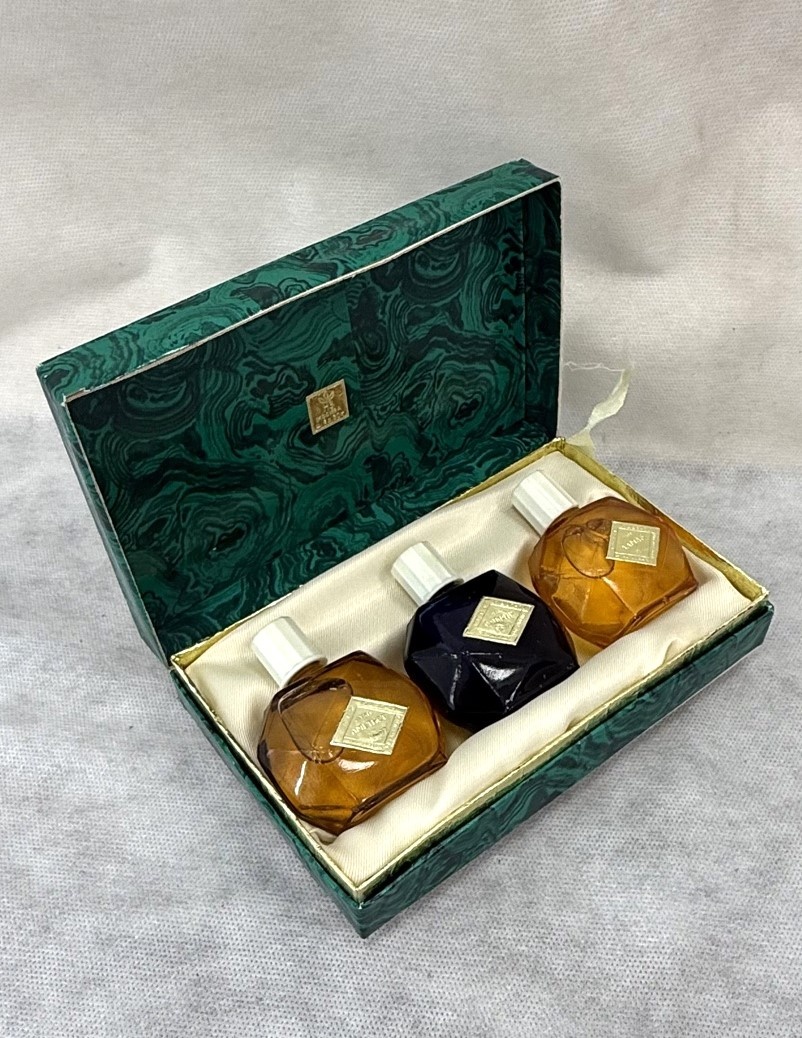 Малахитовая шкатулка