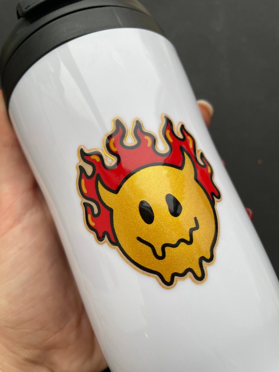 термос с лого