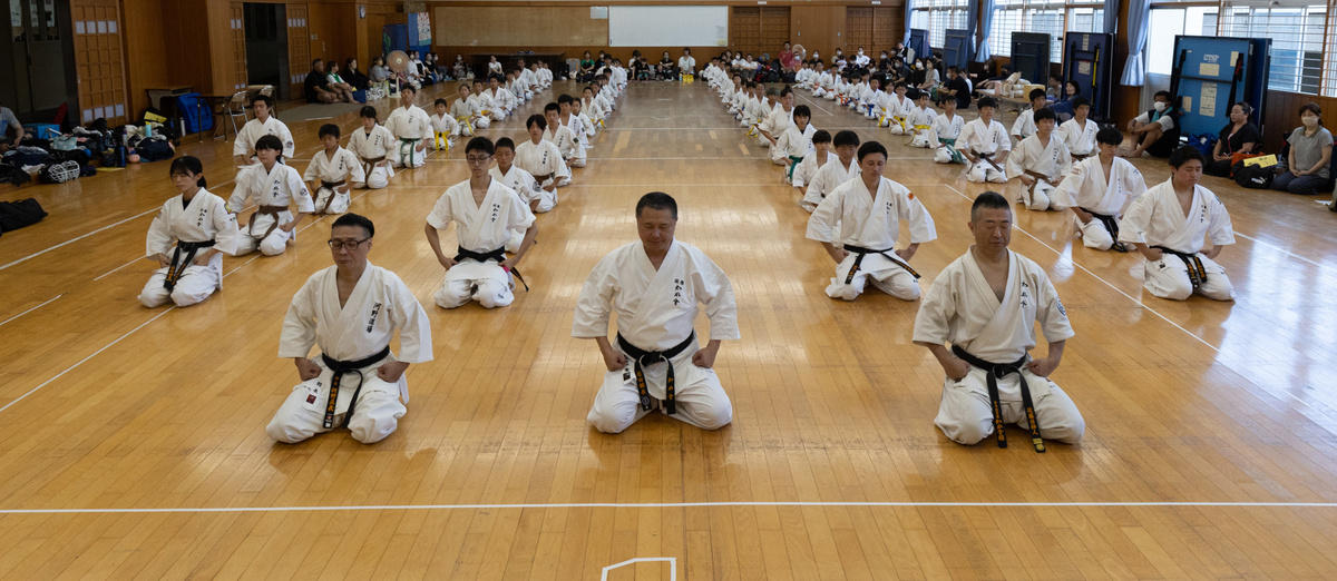 Фото с сайта https://josui-karate.com/brand-story/