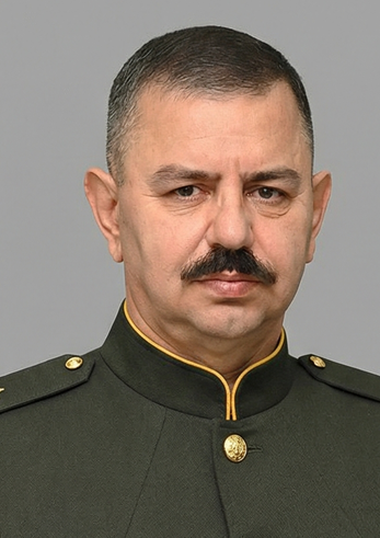 Сергей Иванович Кренц - Начальник аналитического департамента                                                           Штаба Миротворческих Сил, майор