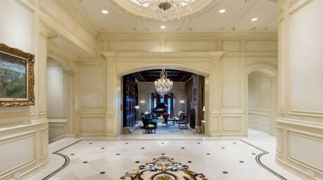 Тишина, которая стоит миллиард. Здесь больше не поют песни.