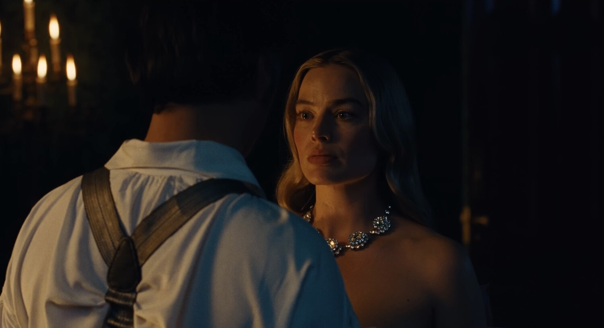 Красивая Кэтрин страдает в красоте и чистоте - но без Хитклиффа