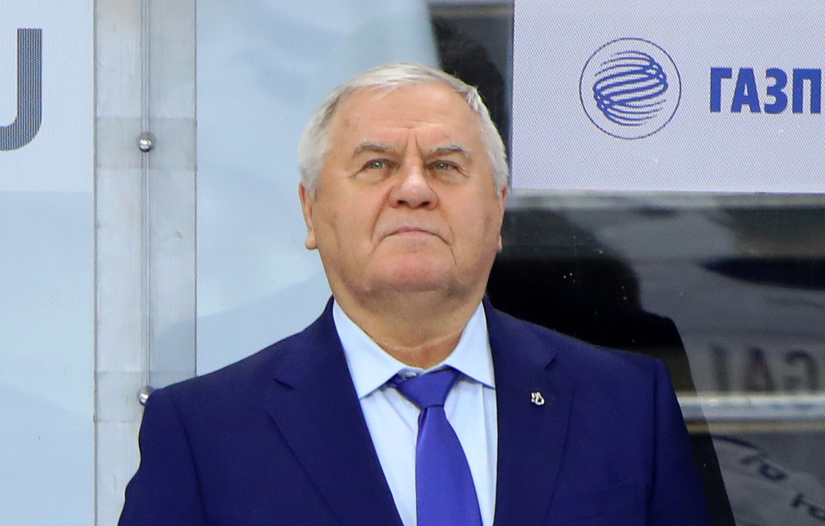    Тренер-консультант "Сочи" Владимир Крикунов  Петр Ковалев/ТАСС