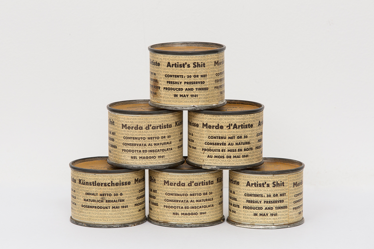 Merda d’artista (Artist’s Shit), May 1961, tin can, printed paper, 5 × ∅ 6,5 cm (each one)