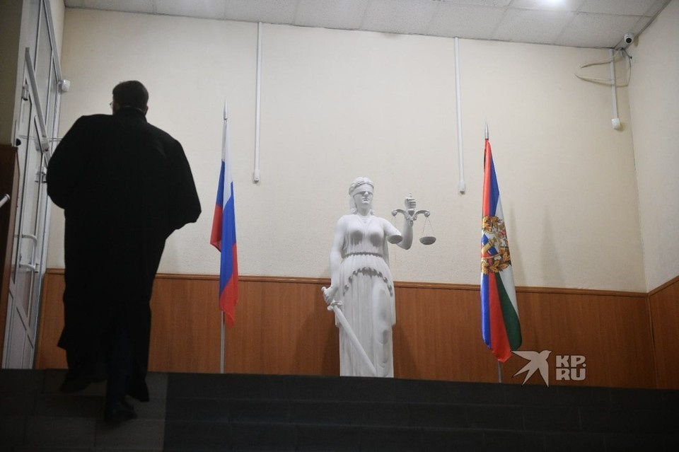    Мужчину приговорили к 11 годам колонии строгого режима Алексей БУЛАТОВ