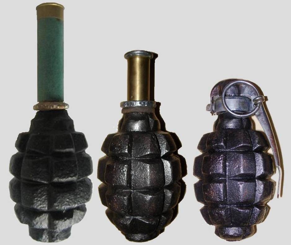 Граната F1 с различными типами запалов