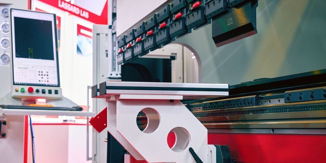 Компания "Авбис" намерена помогать в обучении инженеров будущего