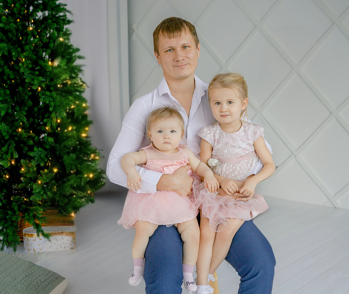 Виктор с Софией и Екатериной  