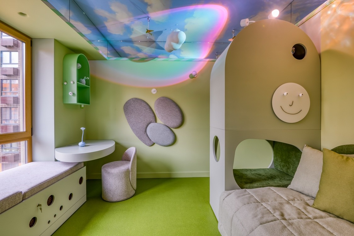 «Квартирный вопрос»: электроустановочные изделия BRITE и светильники-шары в детской комнате
