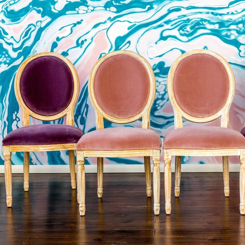Стул Луи Пудровый розовый (бархат, белый жемчуг)