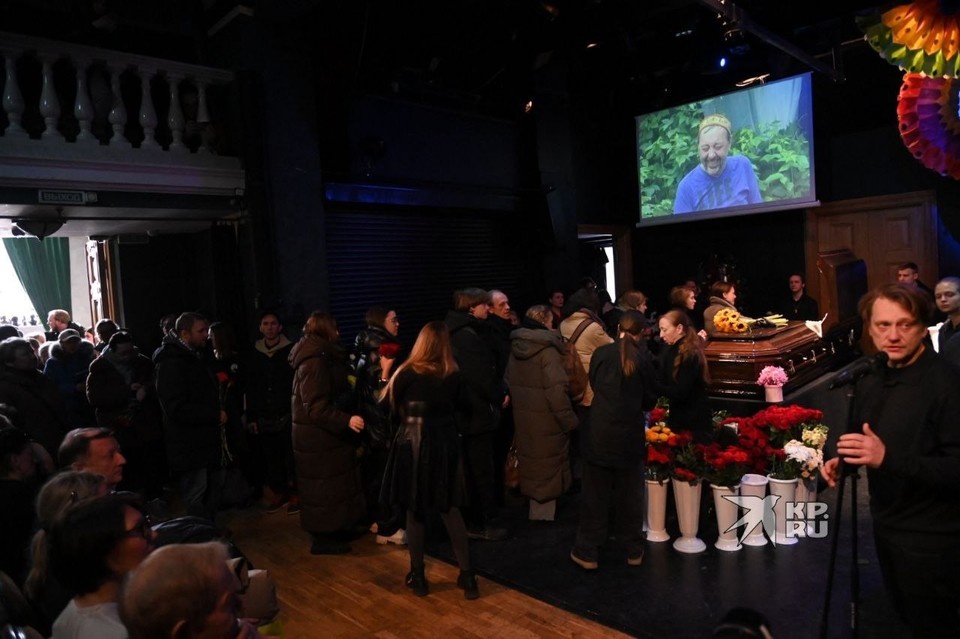    Театрального режиссера похоронят на Широкореченском кладбище Ольга ЮШКОВА