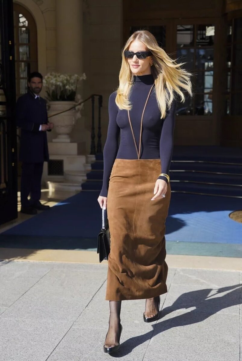 Рози Хантингтон-Уайтли📷
