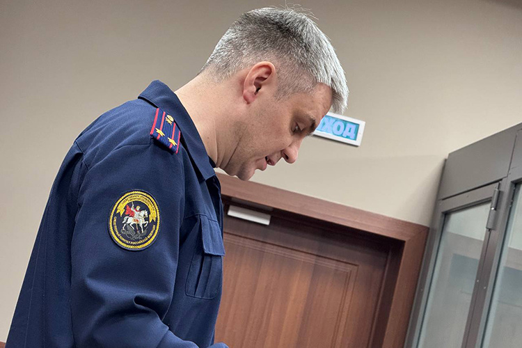    Следователь 2-го отдела СКР Алмаз Хайруллин