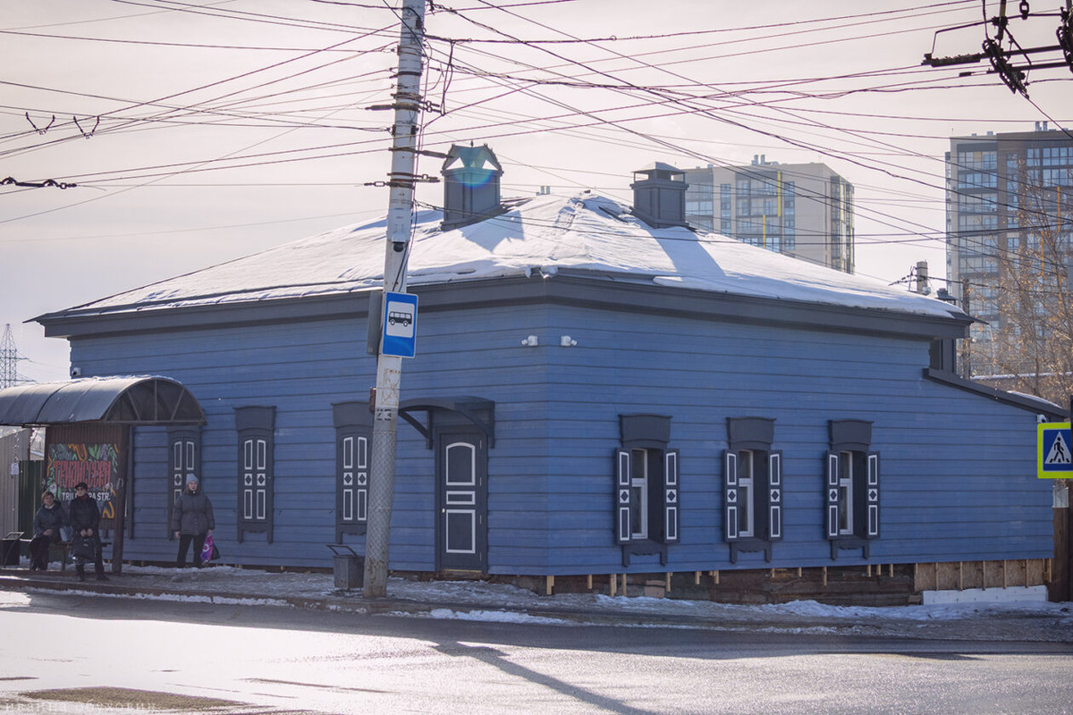 Объект деревянного зодчества восстановили на Байкальской в Иркутске
Фото: Иванна Обухович/«Культура 38»