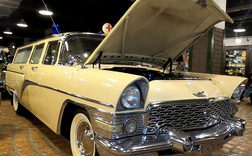 Чайка из Германии, один из самых редких ГАЗ-13, рассматриваем со всех сторон