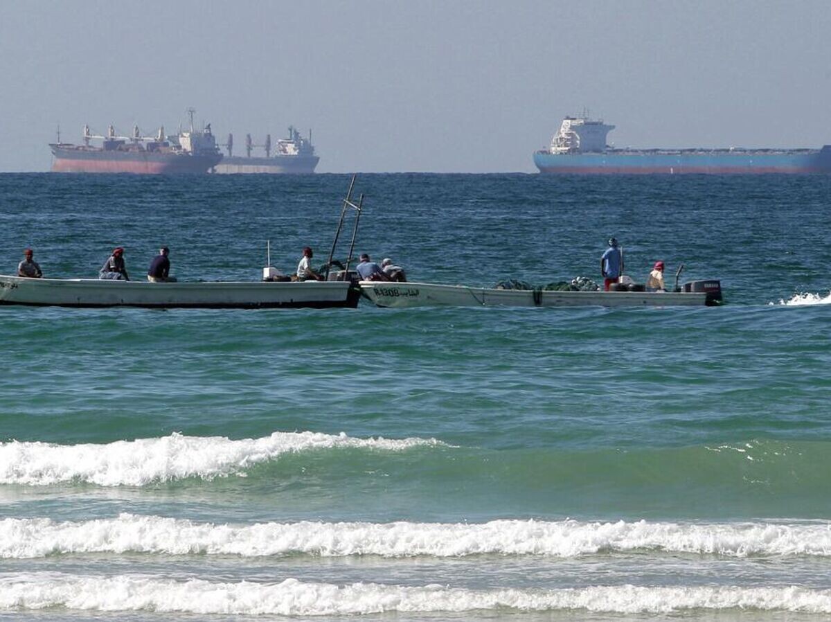    Нефтяные танкеры в Ормузском проливе© AP Photo / Kamran Jebreili