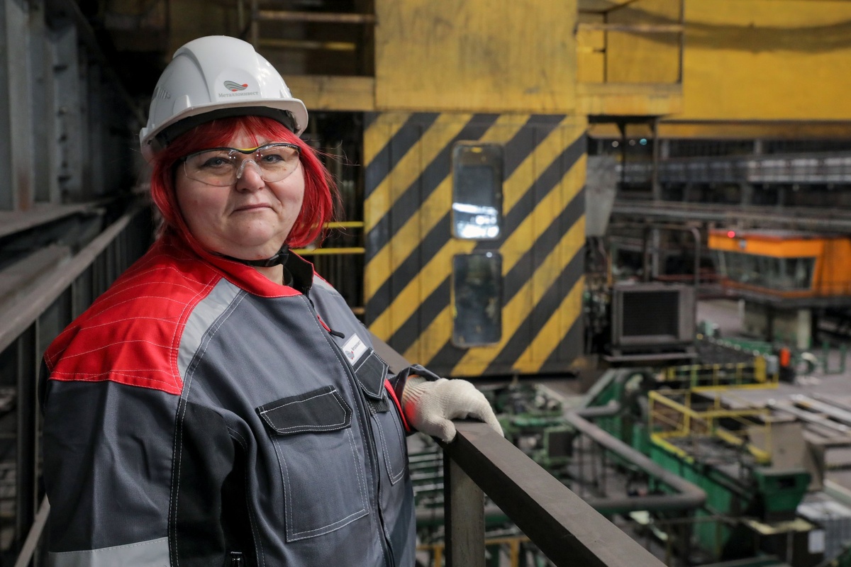 Ольга Веремеева, машинист крана металлургического производства сортопрокатного цеха №2 ОЭМК: Цех как на ладони