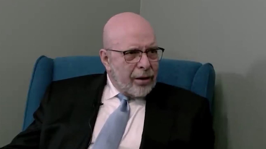    Дмитрий Саймс