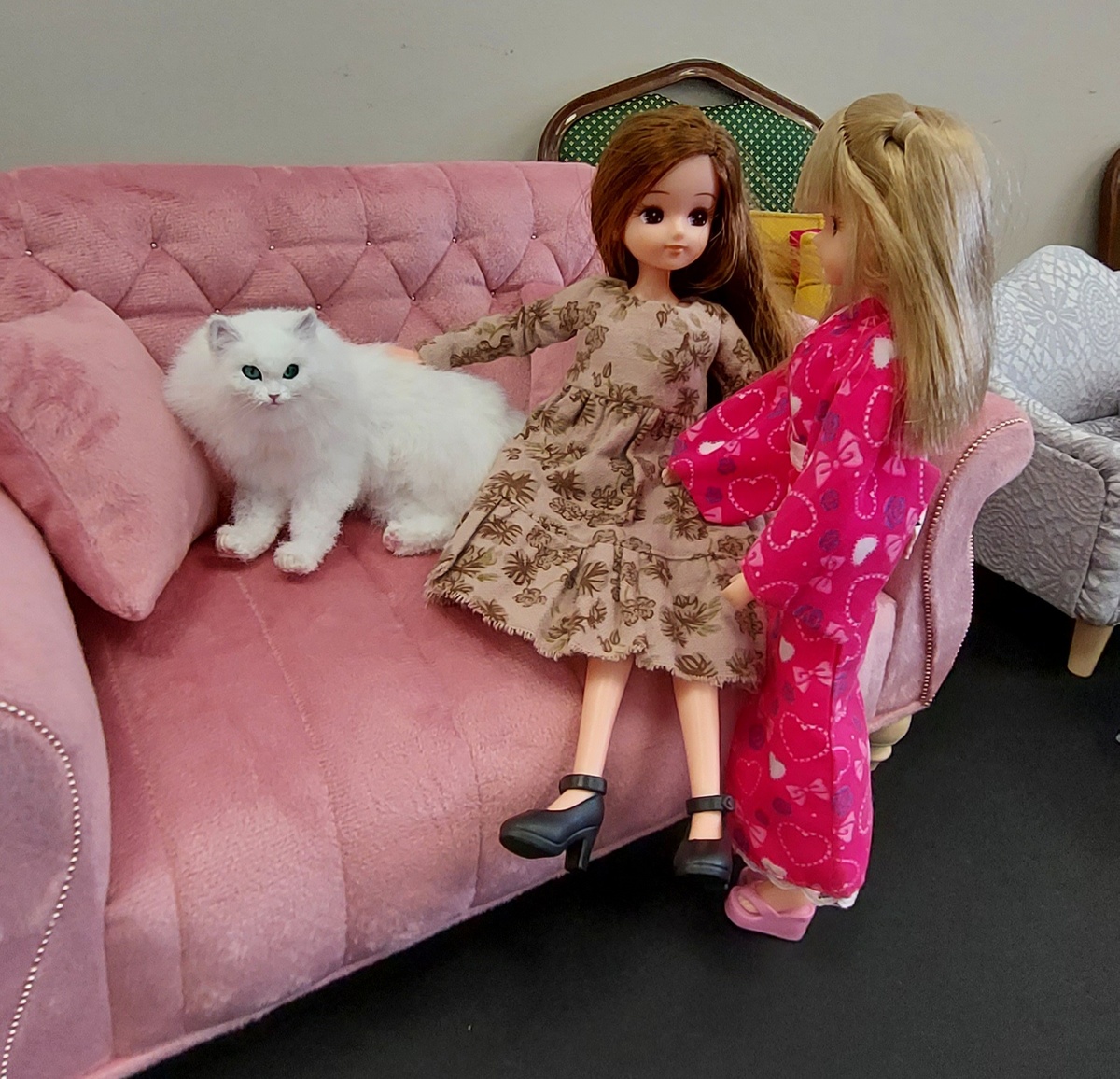 Фло и Лика на выставке клуба Doll_Stock. Фото автора канала.