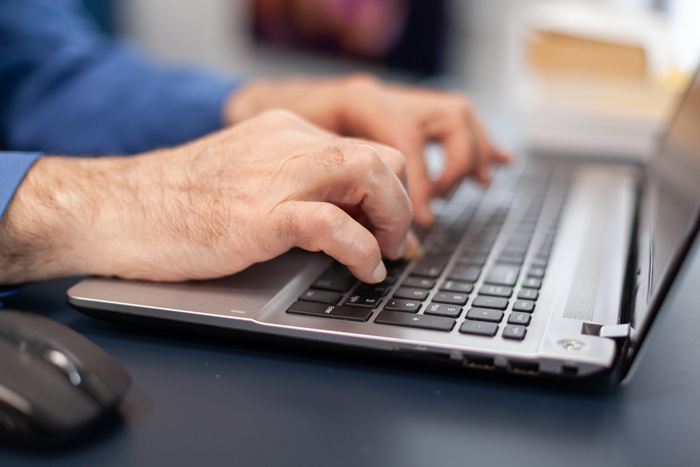 Изображение от DC Studio на Freepik